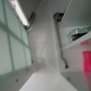 Yeni Evde Arızalanan Mutfak Dolabı Pistonları Sorunu