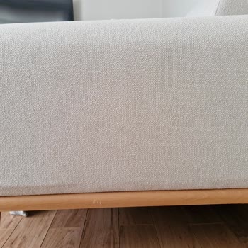 Kusurlu Koltuk Takımı Ve Yetersiz Servis