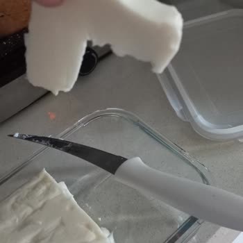 Plastik Gibi Elastik Beyaz Peynir Hayal Kırıklığı