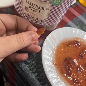 İncir Reçelinde Ceviz Kabukları: Sağlık Tehlikesi!