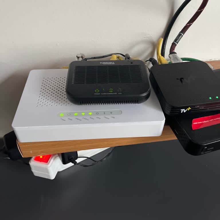 Modem Sorunu Ve Ücret Talebi