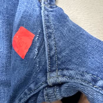 Kalitesiz Ürün Ve İlgisiz Mağaza