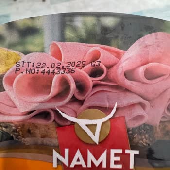 Küflü Salam Skandalı: Tüketici İsyanda!