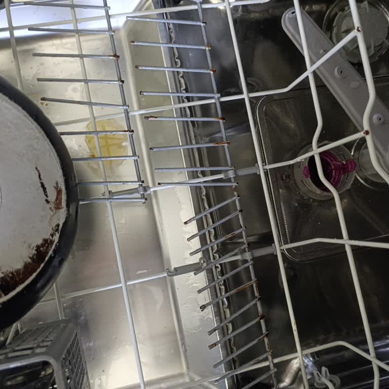 Paslanan Sepetler Ve Yüksek Yedek Parça Ücretleri