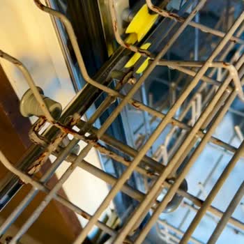 Teka Bulaşık Makinesi: Paslanma Ve Dayanıksız Sepetler!