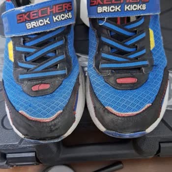 Skechers Ayakkabı Kısa Sürede Açıldı, Değişim Reddedildi