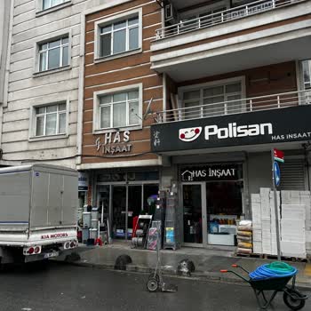 Park Alanı İşgali Ve Esnafın Saygısız Tutumu
