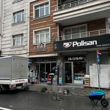 Park Alanı İşgali Ve Esnafın Saygısız Tutumu