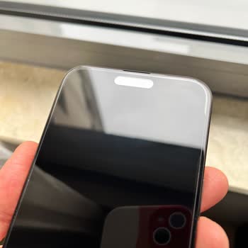 Ekran Koruyucu Camların Yapışmama Sorunu