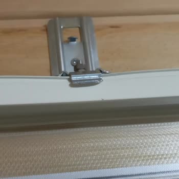 Yanlış Renk Ve Eğrilmiş Takma Yeri Sorunu