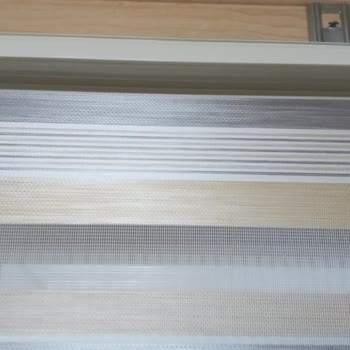 Yanlış Renk Ve Eğrilmiş Takma Yeri Sorunu