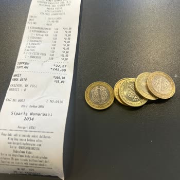 Burger King Şubesinde Zorunlu Makine Kullanımı Ve Nakit Ödeme Sorunu