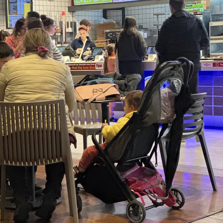 Burger King'de Müşteri İlgisizliği Ve Saygısız Davranış