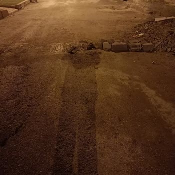 Seyhan Belediyesi Yol Kapatma Sorunu Ve Rahatsızlık