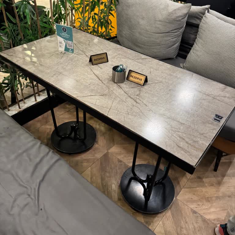 Kahve Diyarında Rezervasyon Sorunu