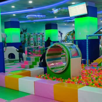 Çocuk Oyun Alanında Yetişkin İşgali