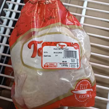 Tarihi Geçmiş Ürün Satışı Ve Mağaza Sorumlusunun Kaba Tavırları