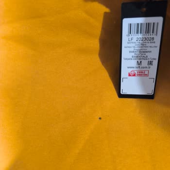 Lekeli Sweatshirt Ve Yetersiz Müşteri Hizmeti