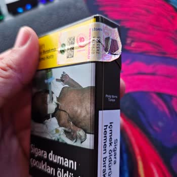 Parliament Night Blue'da Kalite Düşüşü Ve Hayal Kırıklığı