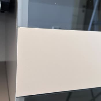 Mobilya Kabusu: Kırık Ve Kusurlu Ürünler