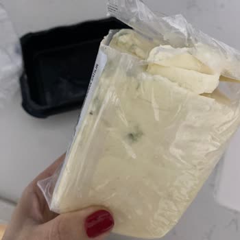 Küflü Peynir Ve İlgisiz Müşteri Hizmeti