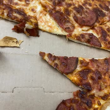 Getir Yemek'ten Gelen Hayal Kırıklığı: Pişmemiş Ve Küçük Pizza