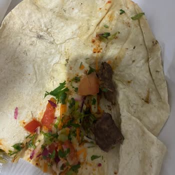 Erzenler Kebap Çalışan Tavrı Konuşması Çok İlgisiz