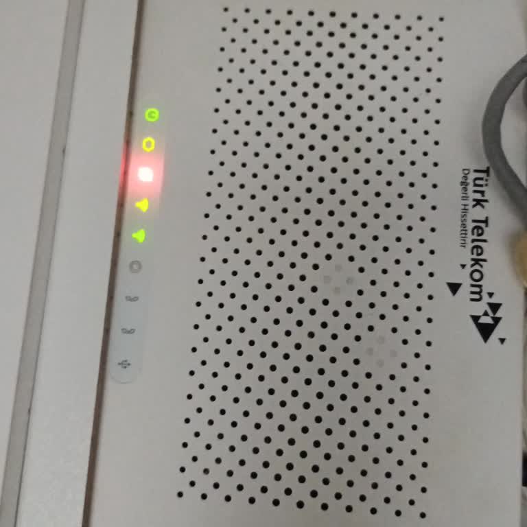İnternet Kesintisi Ve Yetersiz Müşteri Hizmetleri