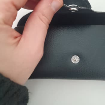 Rayban Gözlük Kılıfının Erken Yıpranması Ve Yetersiz Çözüm
