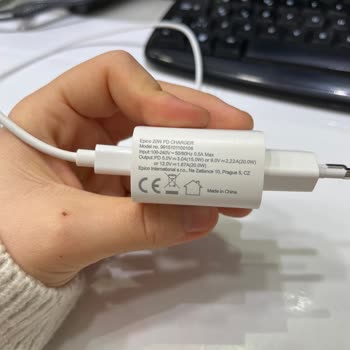 Yanıltıcı Şarj Aleti Satışı