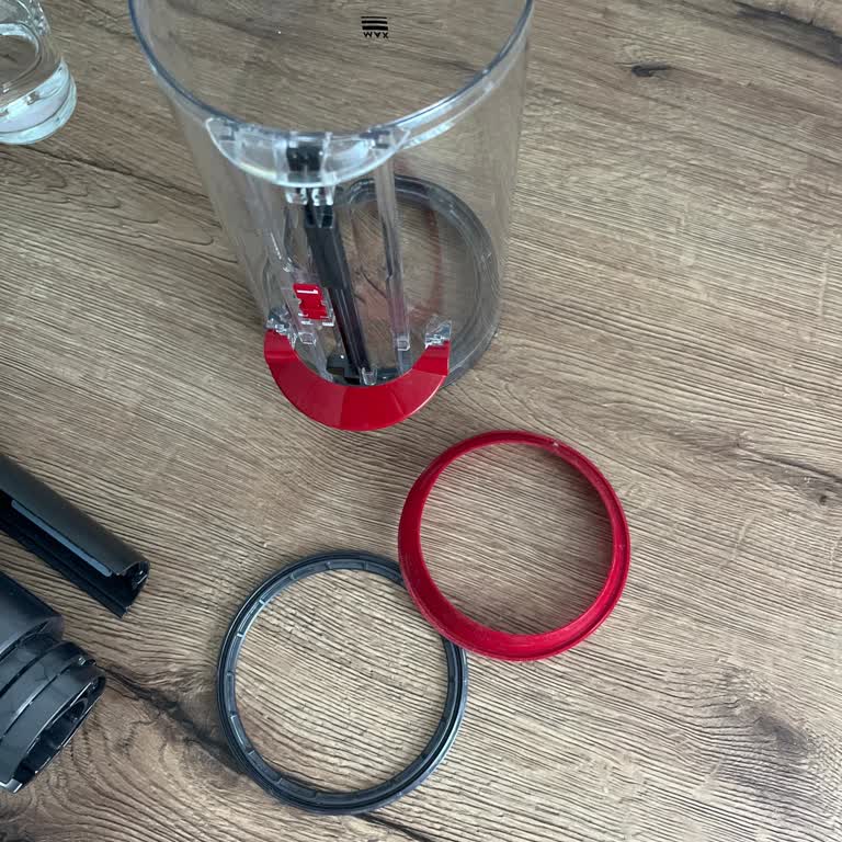 Yeni Alınan Dyson V15S'te İlk Temizlikte Lastik Sorunu