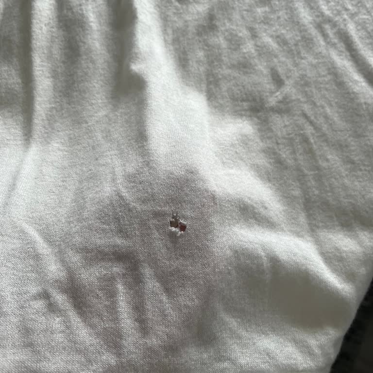 Massimo Dutti'den Aldığım Kazak İlk Giyişte Delindi!