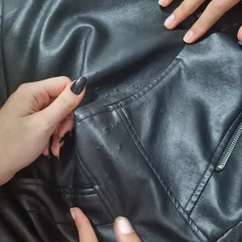 Deri Ceketin Hızla Soyulması Ve Para İadesi Talebi