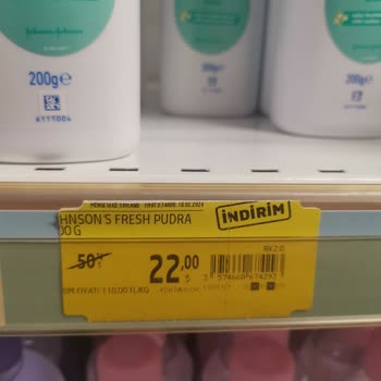 Migros'ta Tarihi Geçmiş Bebek Pudrası Satışı: Bebek Sağlığı Tehlikede!
