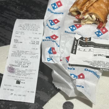 Domino's Siparişimde Kemik Çıktı Dişim Kırıldı