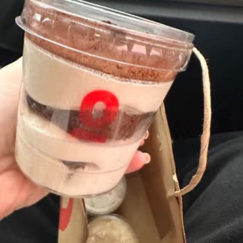 Espressolab'ta Tarih Gizemi: SKT'si Sökmüş Tatlılar