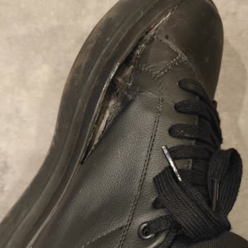 Pull & Bear Ayakkabıda Kalite Sorunu Ve Müşteri Hizmetleri Yetersizliği