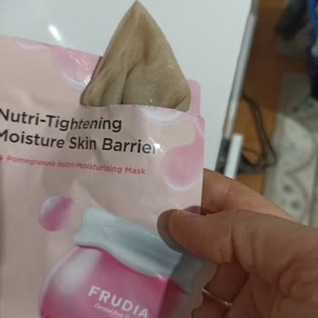 Bozuk Maske Ve Dikkatsiz Ürün Yerleşimi