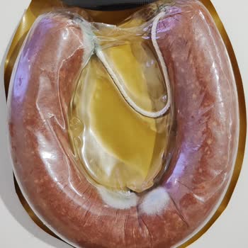 Gurme Sucukta Küflenme ve Müşteri Hizmetleri Sorunu