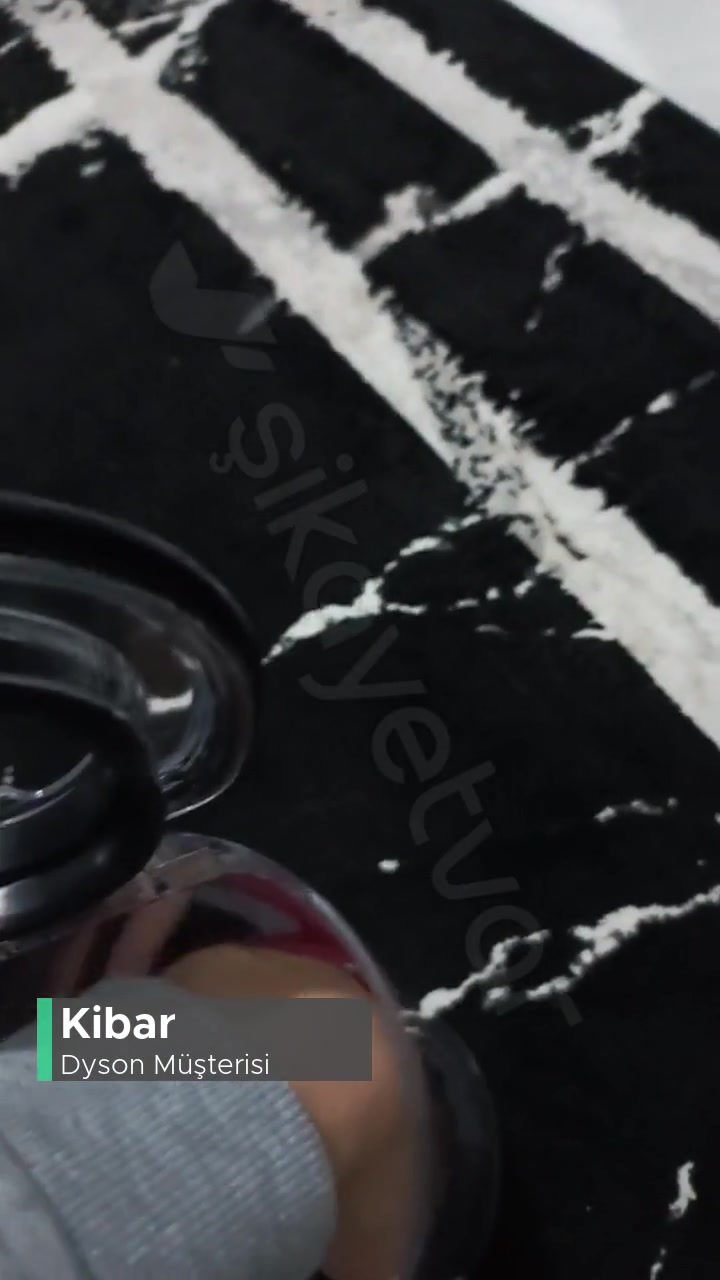 Dyson V15 Kırmızı Silikon Lastik Sorunu! videonun kapak resmi