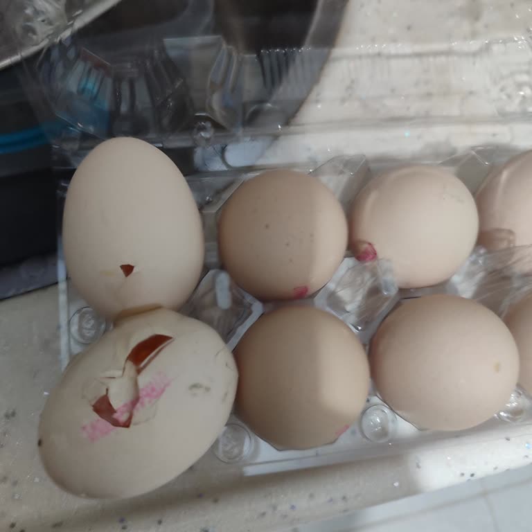 A101'de Kırık Yumurtalar Ve Sorumsuz Çalışanlar