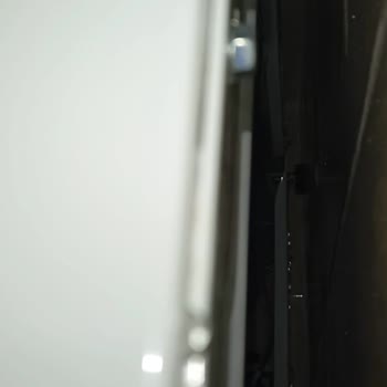 Çamaşır Makinesi Su Kaçağı Ve Yetersiz Servis Desteği