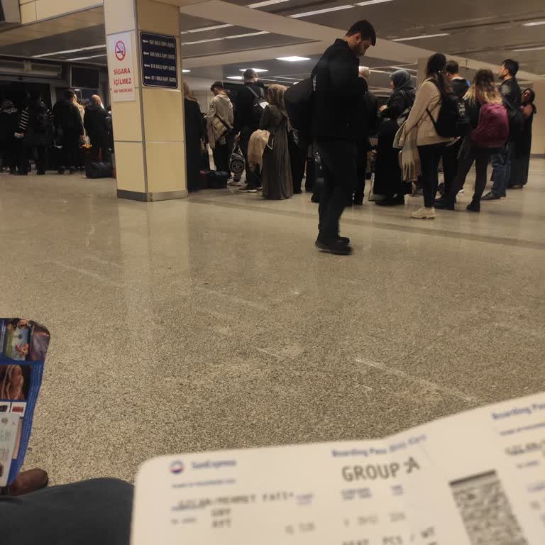 Sunexpress Uçuşunda Gecikme Ve İletişim Sorunları