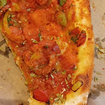 Kuşbaşılı Pide Yerine Domatesli Pide Şoku