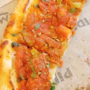 Kuşbaşılı Pide Yerine Domatesli Pide Şoku
