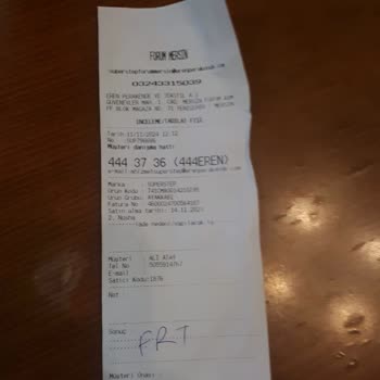 Lacoste Ayakkabıda Beklenmedik Deformasyon