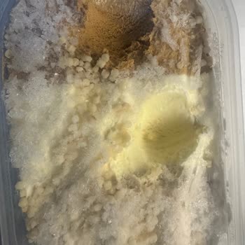 Dondurma Alışverişinde Hayal Kırıklığı: Buzlu Ve Bozuk Ürün