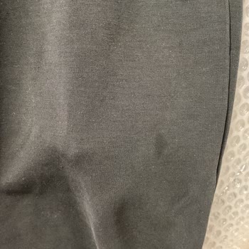 Oysho Sent Me a Stained, Used Sweatpants Without Tags – Black Friday Letdown
