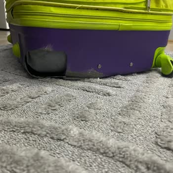 Pegasus Airlines Damaged My Luggage and Delayed My Flight with No Resolution