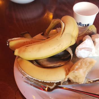 Kahvaltıdaki Hijyen Sorunları Ve Jolly Tur Hayal Kırıklığı